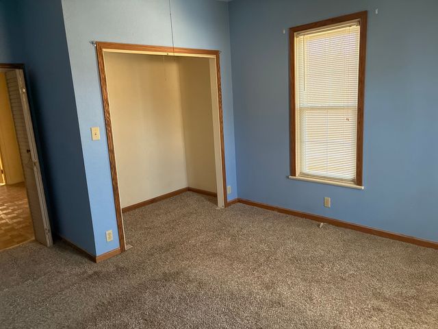 804 Monroe Avenue, Dixon, IL 61021