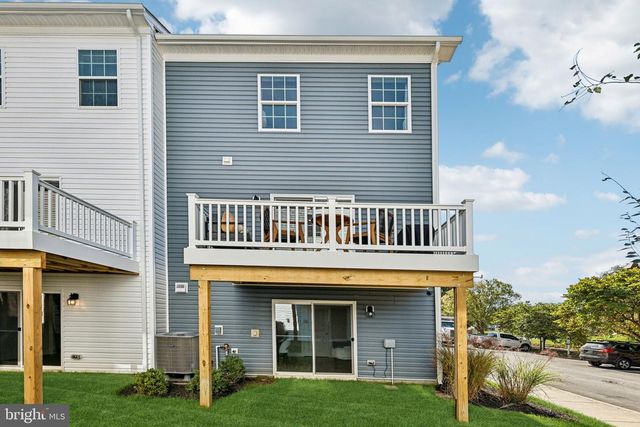 1813 SLOANE ST, Winchester, VA 22601