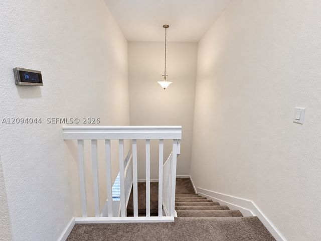 10306 W 33rd Ln, Hialeah, FL 33018