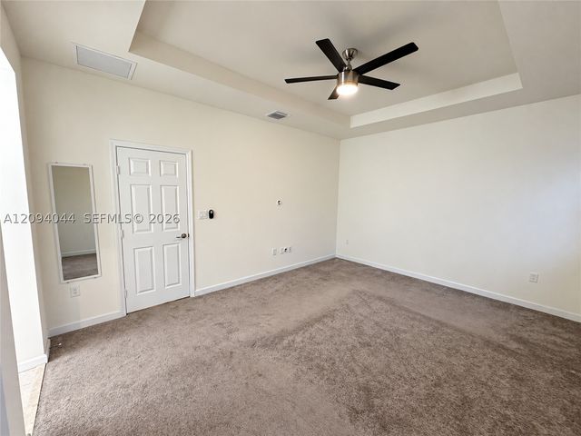 10306 W 33rd Ln, Hialeah, FL 33018