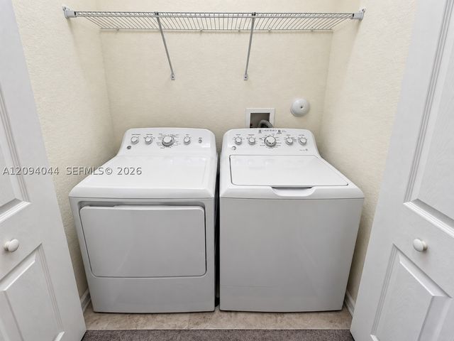 10306 W 33rd Ln, Hialeah, FL 33018