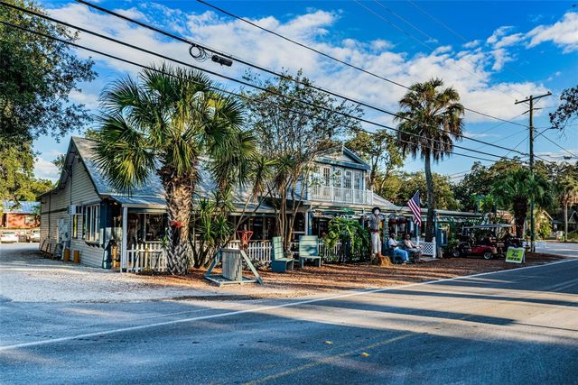 1231 ILLINOIS AVENUE, Palm Harbor, FL 34683