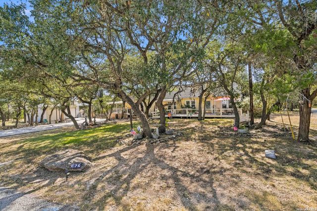 362 BLACK OAK DR, Canyon Lake, TX 78133