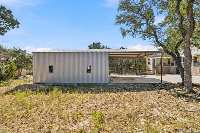 362 BLACK OAK DR, Canyon Lake, TX 78133