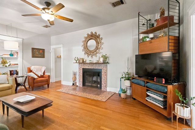 362 BLACK OAK DR, Canyon Lake, TX 78133