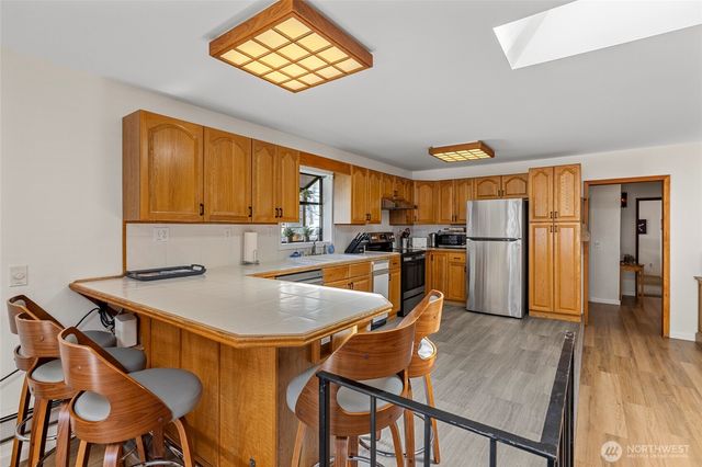 8252 Beach Way Drive, Blaine, WA 98230