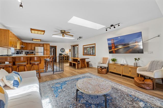 8252 Beach Way Drive, Blaine, WA 98230