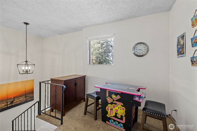 8252 Beach Way Drive, Blaine, WA 98230