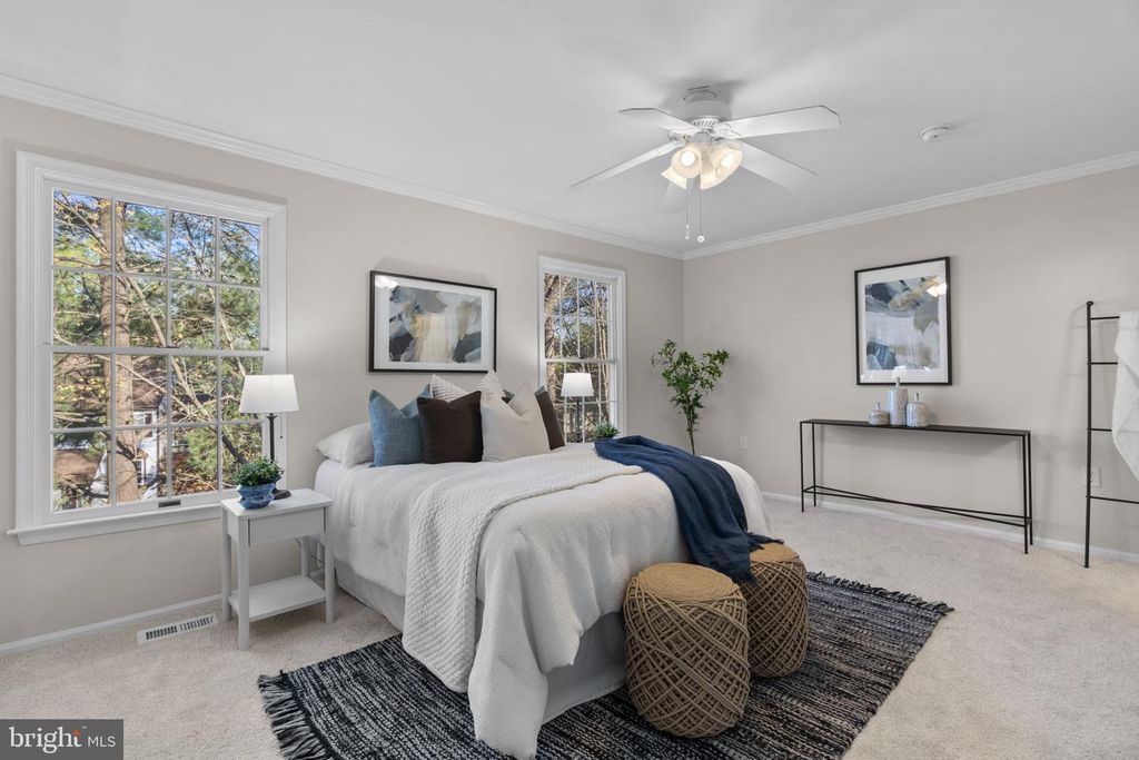 Image 15 of property listing at 7525 SWAN POINT WAY #19-5, Columbia, MD 21045