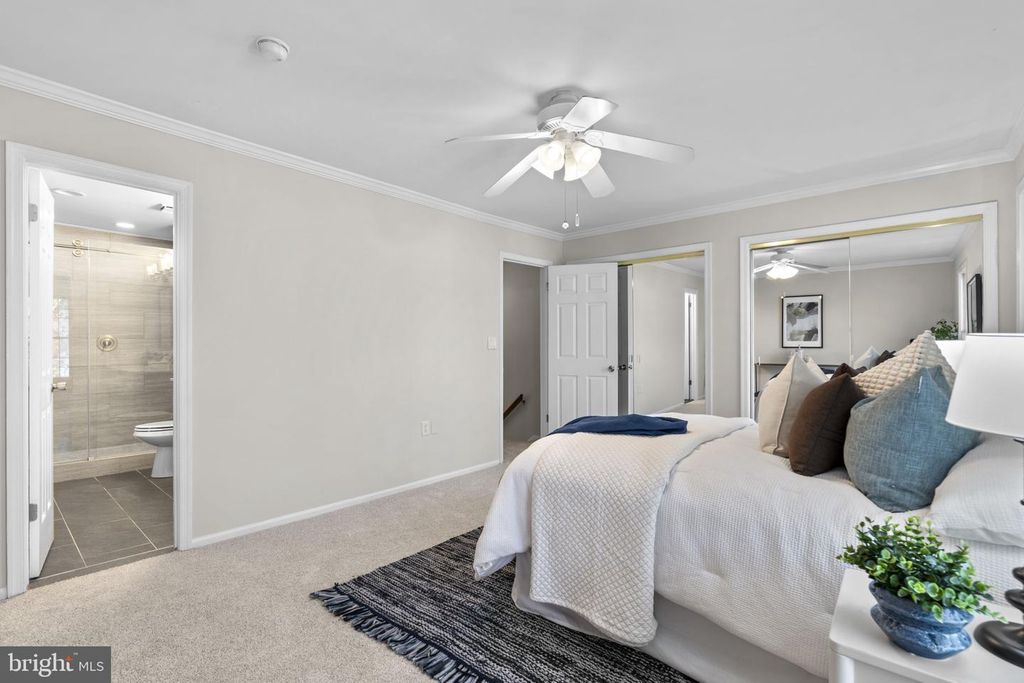 Image 16 of property listing at 7525 SWAN POINT WAY #19-5, Columbia, MD 21045