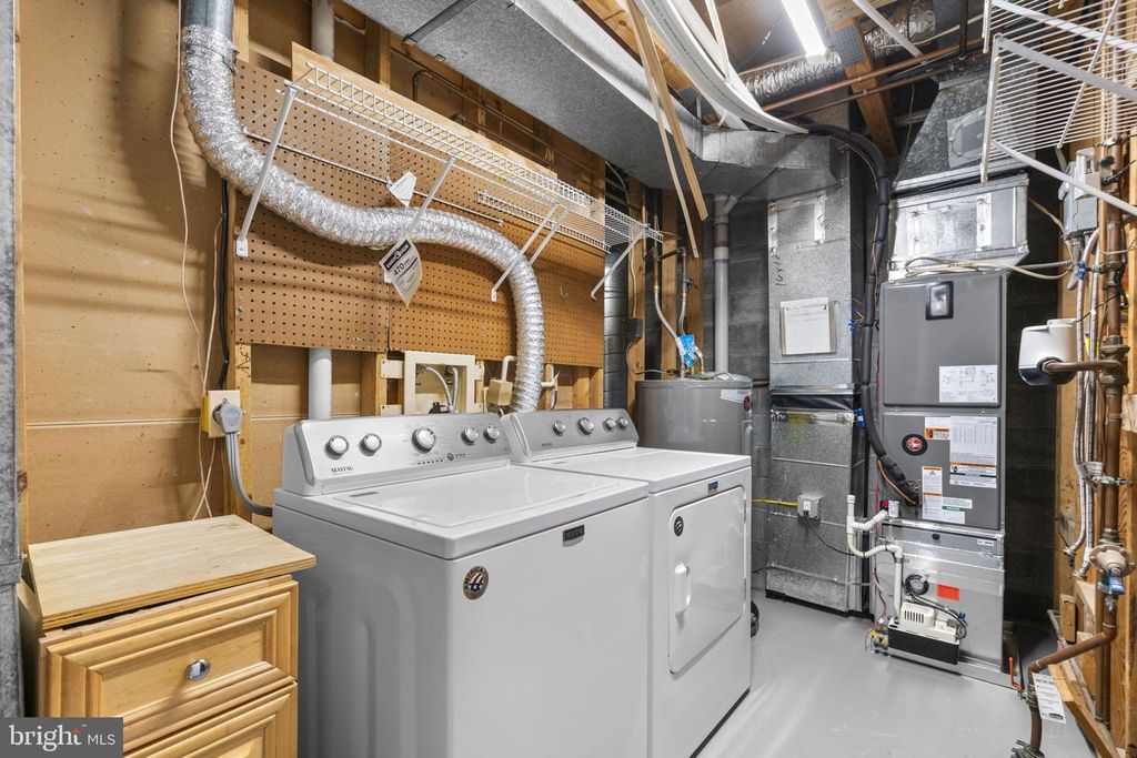 Image 27 of property listing at 7525 SWAN POINT WAY #19-5, Columbia, MD 21045