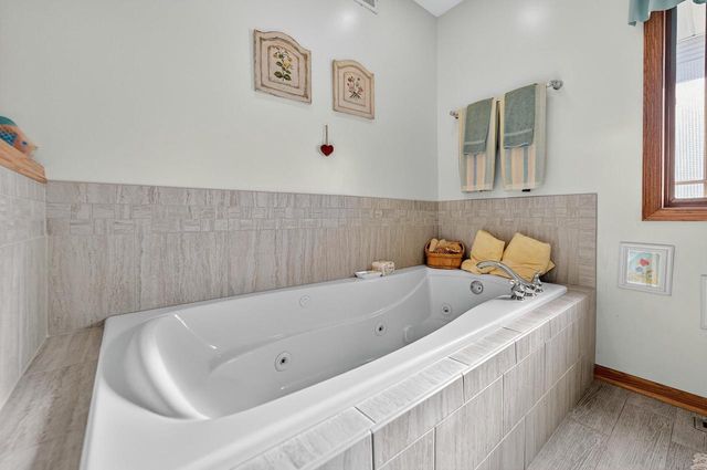 1802 Tarragon Drive, Madison, WI 53716