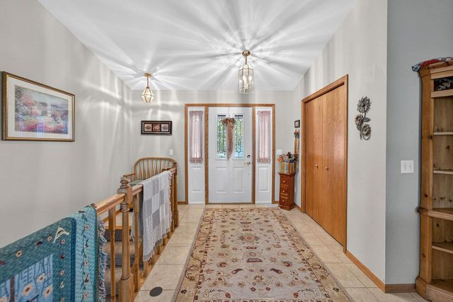 1802 Tarragon Drive, Madison, WI 53716