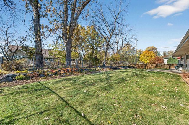 1802 Tarragon Drive, Madison, WI 53716