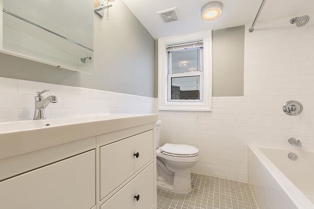 194 HOPKINS AVE, Jc, Heights, NJ 07306