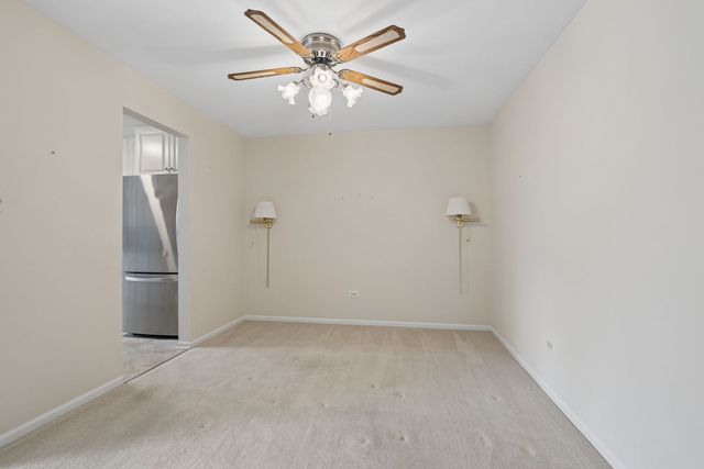 5851 Doe Circle, Westmont, IL 60559