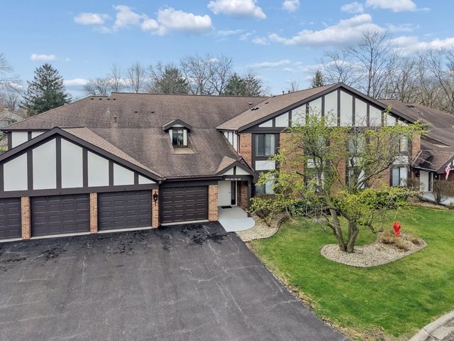 5851 Doe Circle, Westmont, IL 60559