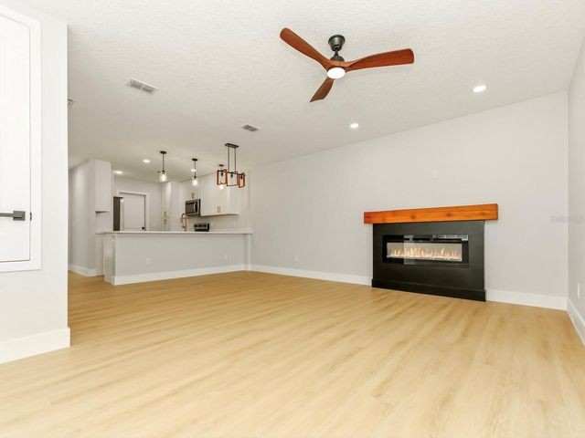 3058 GRACELAND COURT, Orlando, FL 32812