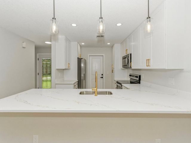 3058 GRACELAND COURT, Orlando, FL 32812