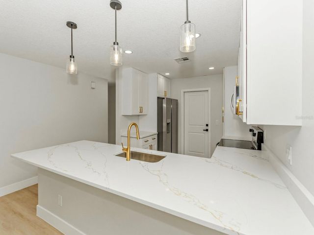 3058 GRACELAND COURT, Orlando, FL 32812