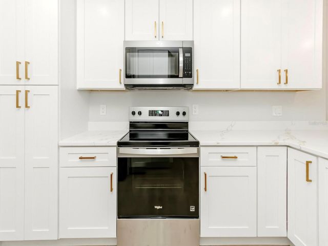 3058 GRACELAND COURT, Orlando, FL 32812