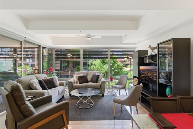 7137 E Rancho Vista Drive 2009, Scottsdale, AZ 85251