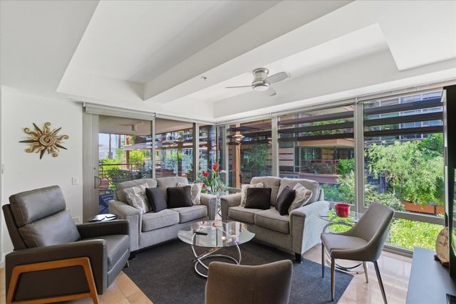 7137 E Rancho Vista Drive 2009, Scottsdale, AZ 85251