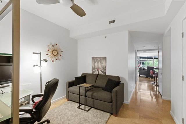 7137 E Rancho Vista Drive 2009, Scottsdale, AZ 85251