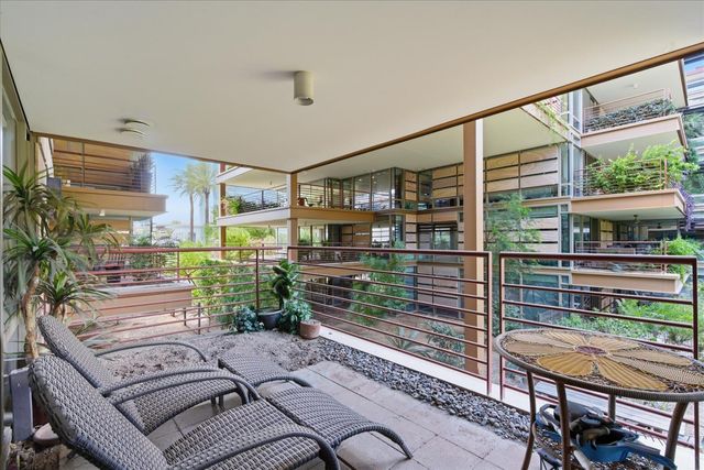 7137 E Rancho Vista Drive 2009, Scottsdale, AZ 85251