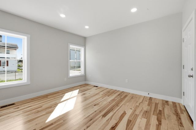 71 Dewey St 1,2,3, Worcester, MA 01610