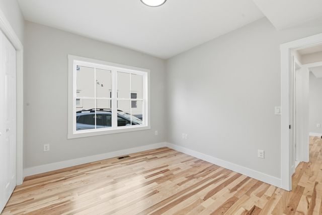 71 Dewey St 1,2,3, Worcester, MA 01610
