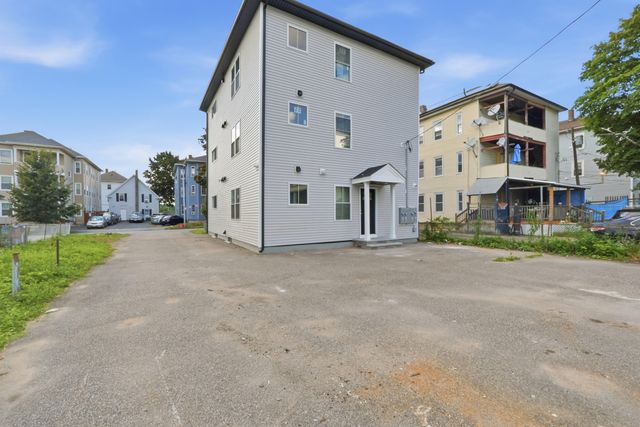 71 Dewey St 1,2,3, Worcester, MA 01610