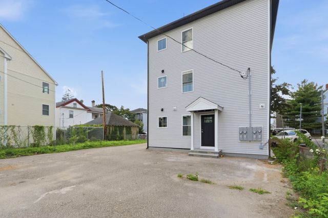 71 Dewey St 1,2,3, Worcester, MA 01610