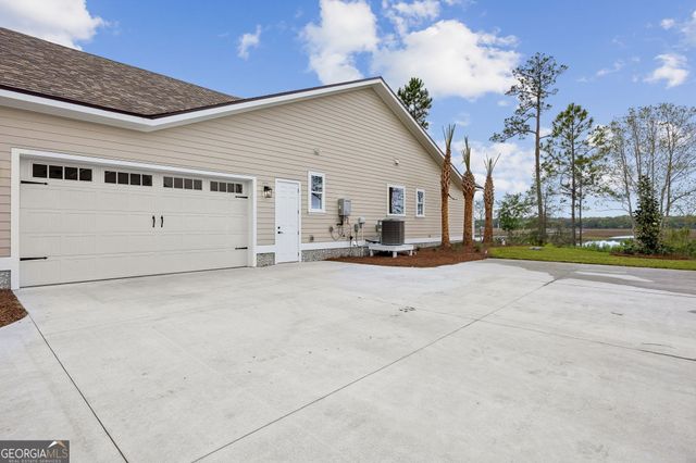 1077 La Vento Lane, Waverly, GA 31565