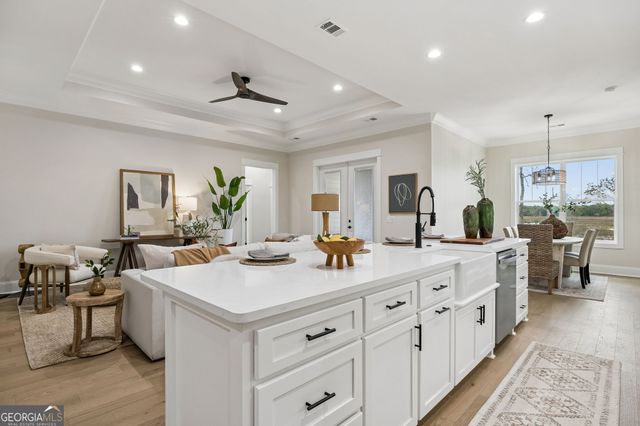 1077 La Vento Lane, Waverly, GA 31565