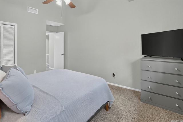8343 Timber Grand, San Antonio, TX 78250