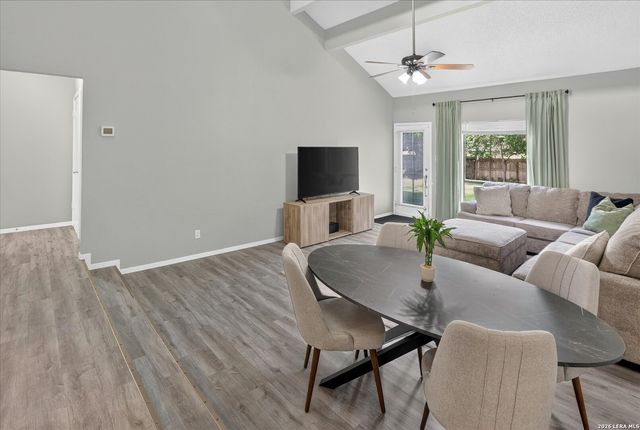 8343 Timber Grand, San Antonio, TX 78250