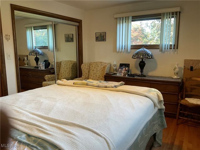 2036 Glenn Drive NE, Warren, OH 44483