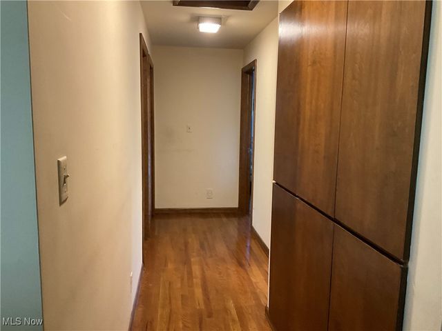 2036 Glenn Drive NE, Warren, OH 44483