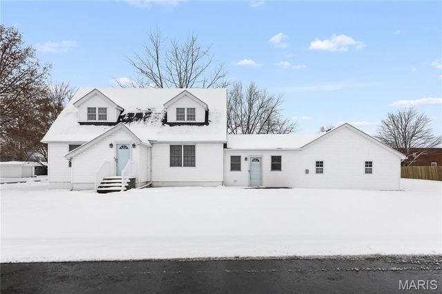 127 Cassens Avenue, Hamel, IL 62046