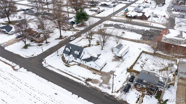 127 Cassens Avenue, Hamel, IL 62046