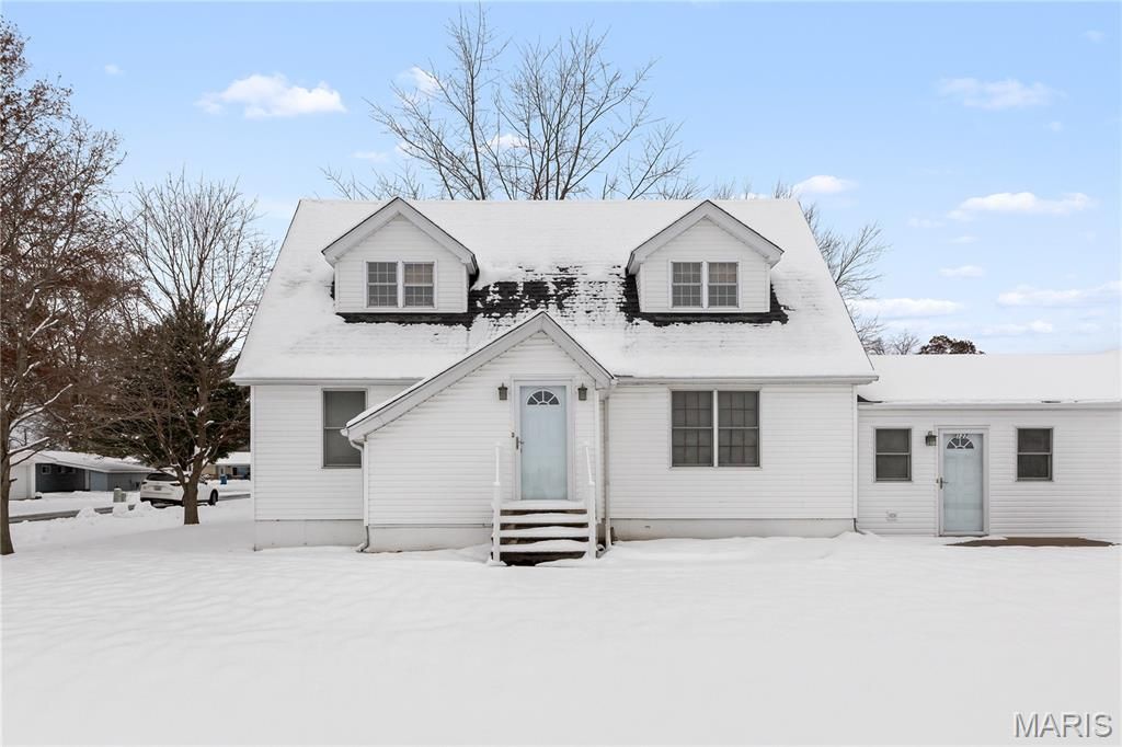 127 Cassens Avenue, Hamel, IL 62046