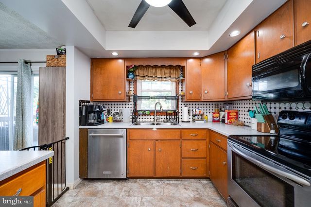 106 PEAR ST, Mohnton, PA 19540
