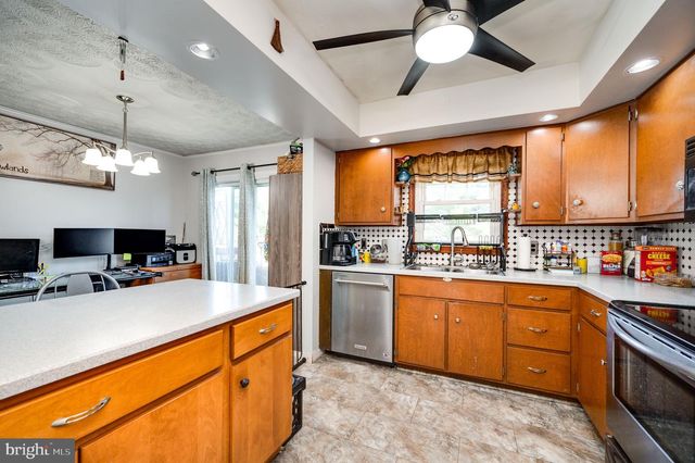 106 PEAR ST, Mohnton, PA 19540