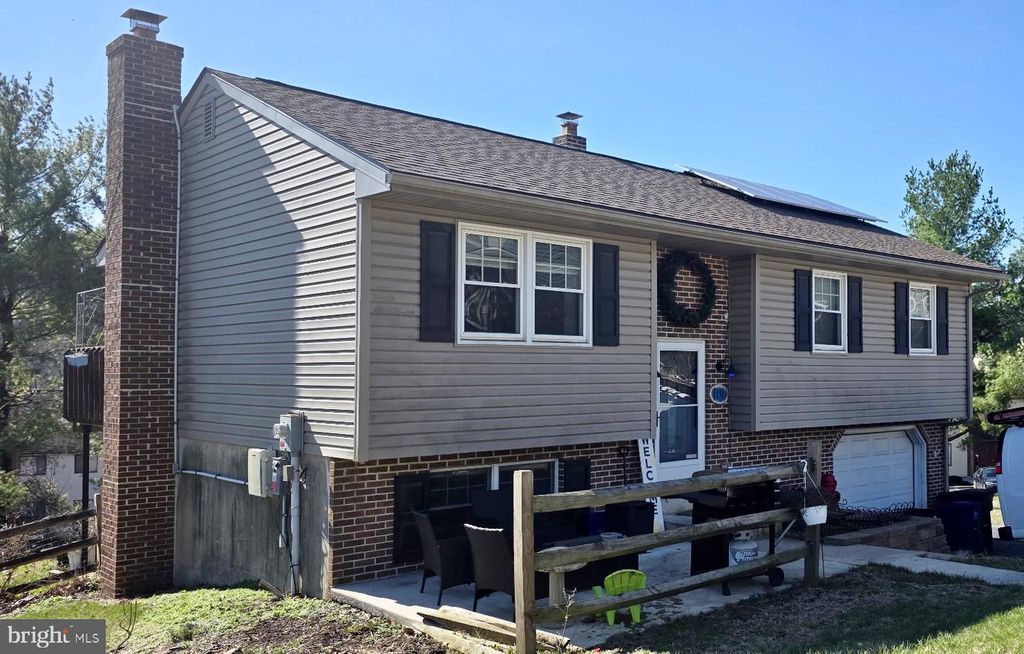 106 PEAR ST, Mohnton, PA 19540