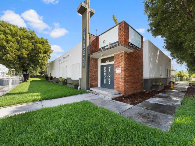 3001 NW 22nd Avenue, Miami, FL 33142