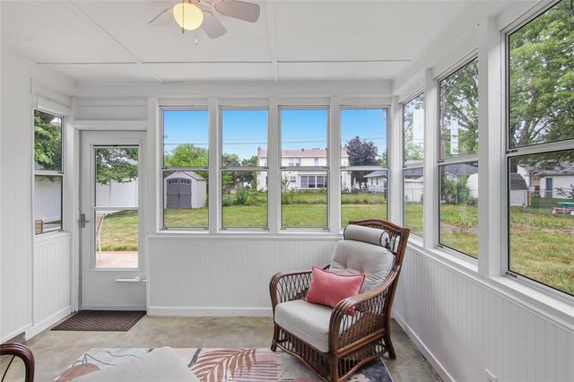 230 W Grant Avenue, Eau Claire, WI 54701
