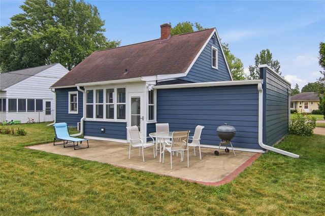 230 W Grant Avenue, Eau Claire, WI 54701