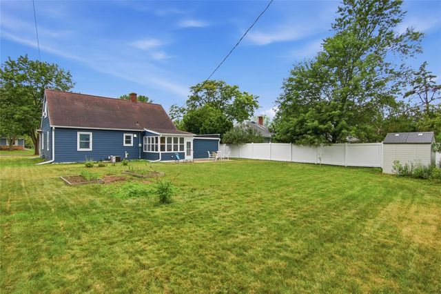 230 W Grant Avenue, Eau Claire, WI 54701