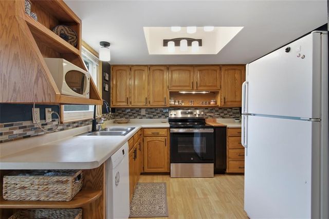 230 W Grant Avenue, Eau Claire, WI 54701